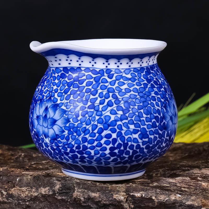 4Piece Fine Art And Craft Ceramic Chinese Tea Set Blue And White